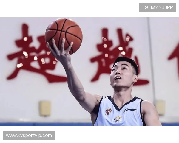 炸了！CBA四强出炉，军备大战+矛盾之争，谁能最终问鼎？，球迷看完都坐不住